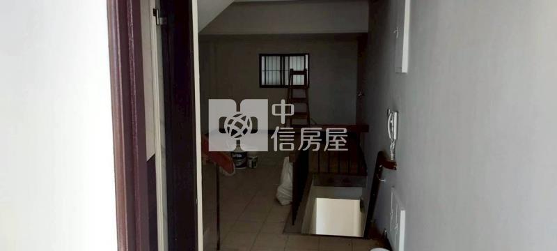 正體育園區五樓透店住房屋室內格局與周邊環境