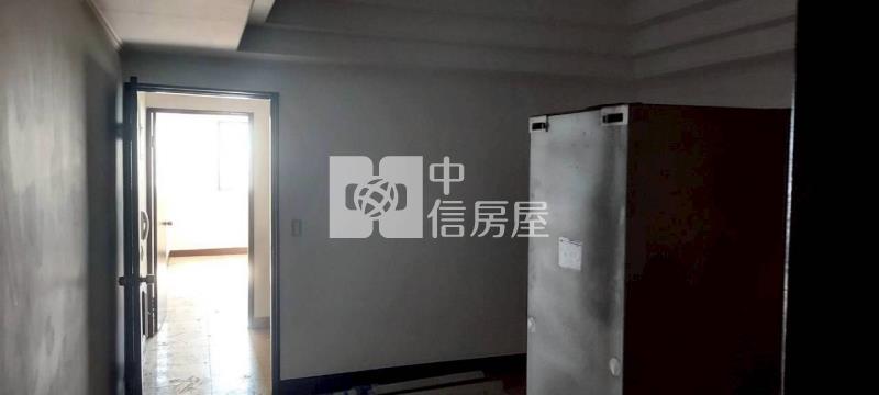 正體育園區五樓透店住房屋室內格局與周邊環境