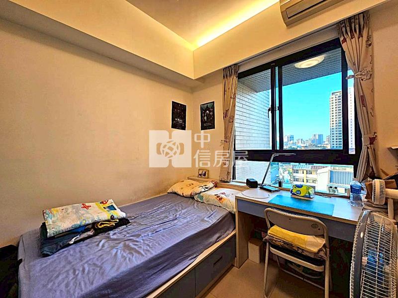 日出登陽正11期指標三房平車房屋室內格局與周邊環境