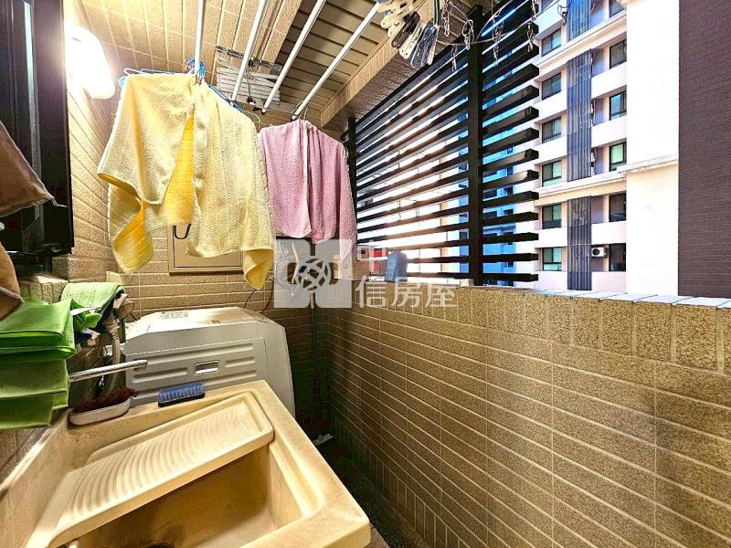 日出登陽正11期指標三房平車房屋室內格局與周邊環境