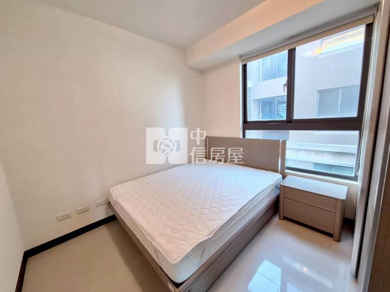 世紀凱悦四房3衛雙車位房屋室內格局與周邊環境