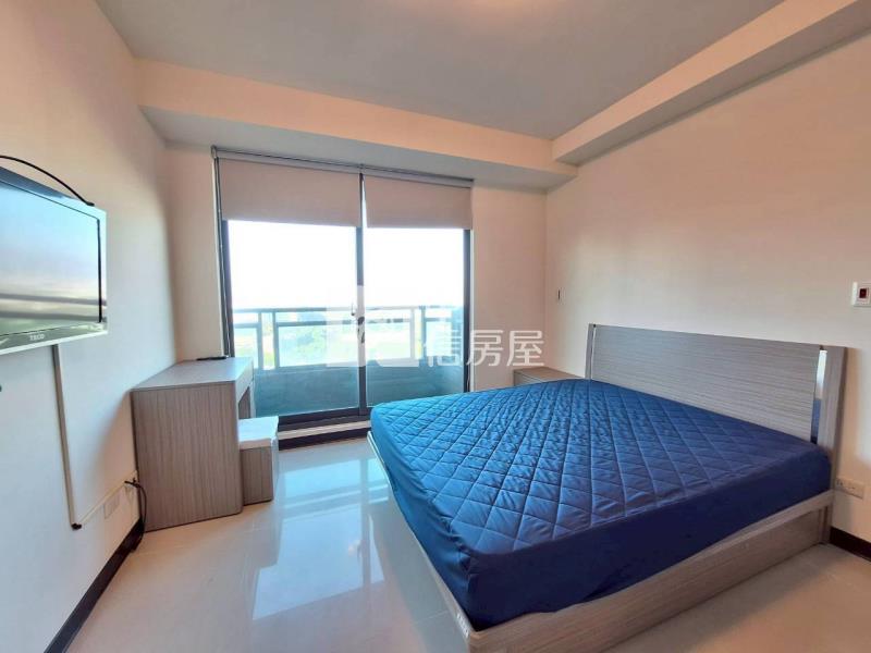 世紀凱悦四房3衛雙車位房屋室內格局與周邊環境