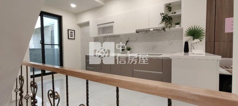 東區整新優質商住美透天房屋室內格局與周邊環境