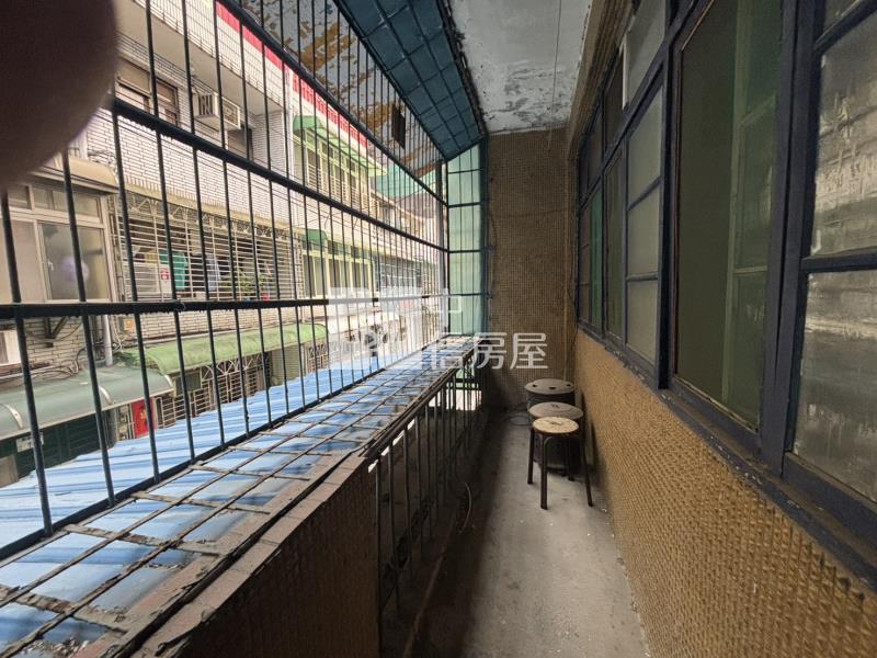 八德高城商圈活巷透天房屋室內格局與周邊環境