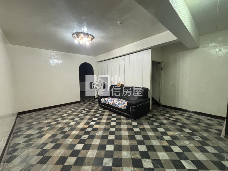 八德高城商圈活巷透天房屋室內格局與周邊環境