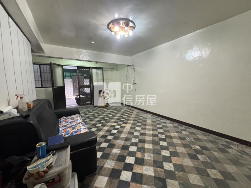 八德高城商圈活巷透天房屋室內格局與周邊環境