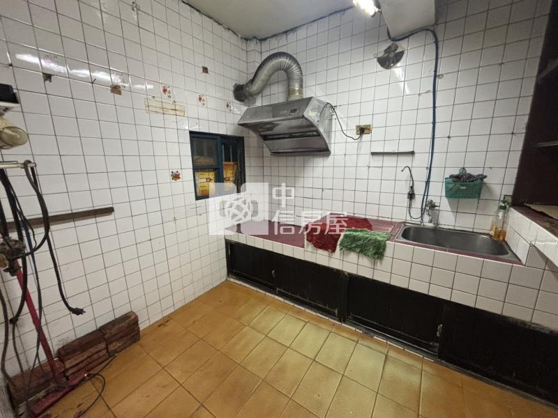 八德高城商圈活巷透天房屋室內格局與周邊環境