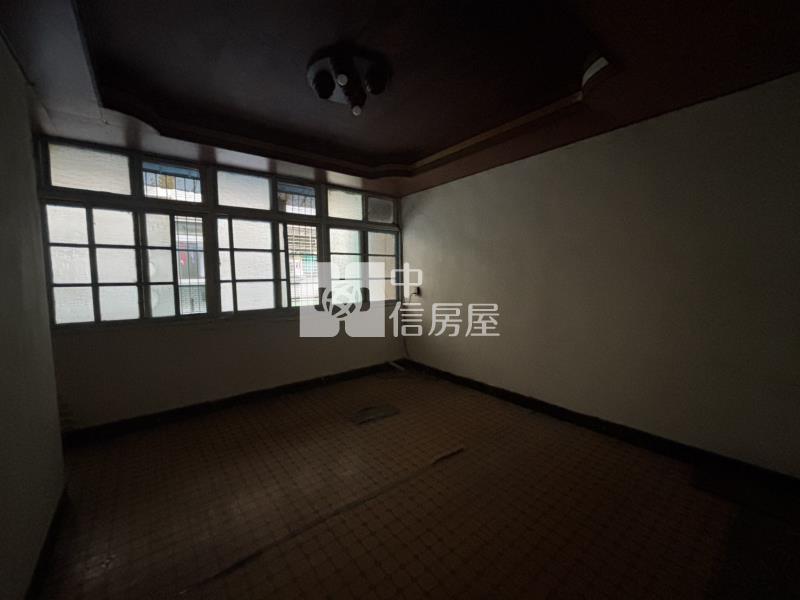 八德高城商圈活巷透天房屋室內格局與周邊環境