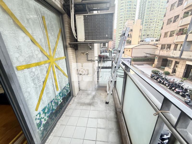 (捷運)文心森林公園＂震後三房邊間＂+平車房屋室內格局與周邊環境