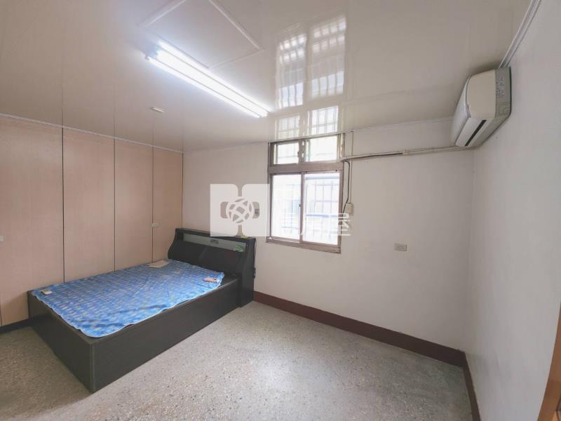 玉屏路邊間美透天房屋室內格局與周邊環境