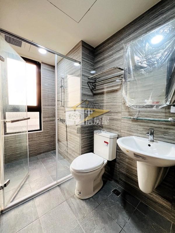 【星鑽】(專任)草漯大和ONE三改二雙衛浴大2房車房屋室內格局與周邊環境