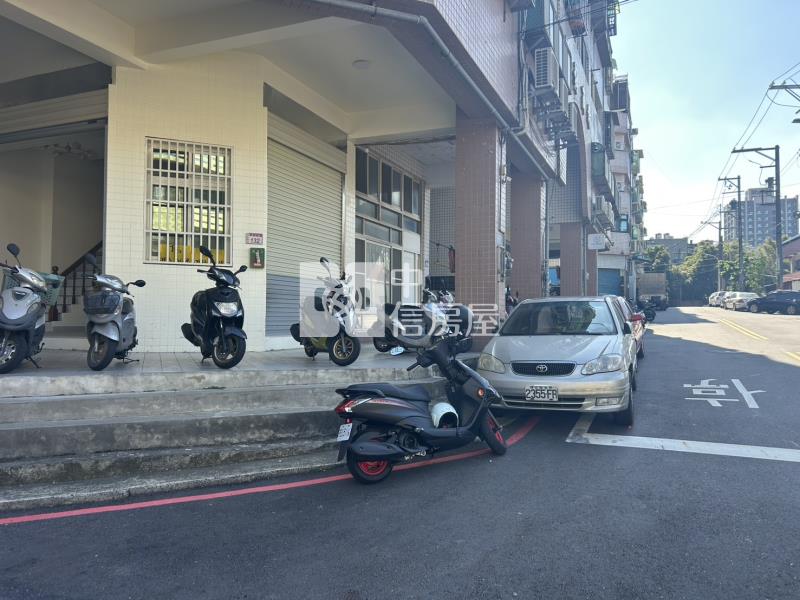 楊梅市區住店有停車位房屋室內格局與周邊環境
