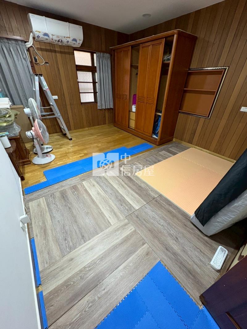 中原商圈臨12米路優質透天房屋室內格局與周邊環境