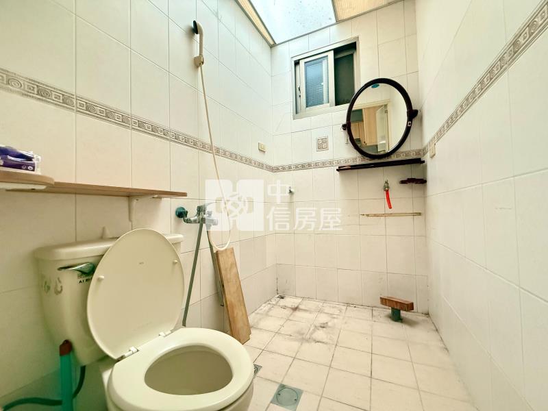 太原火車站稀有大空間1樓公寓房屋室內格局與周邊環境