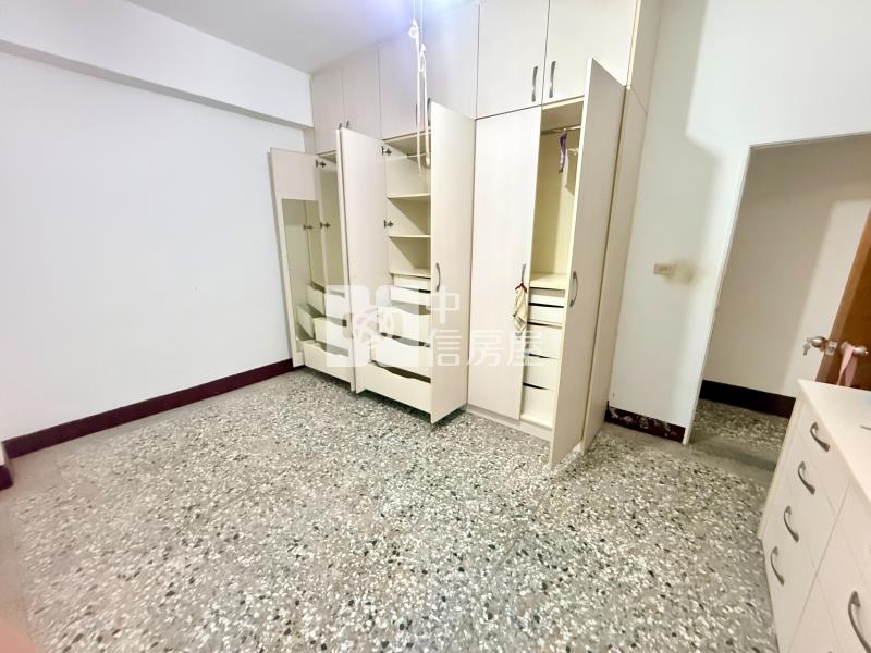 太原火車站稀有大空間1樓公寓房屋室內格局與周邊環境