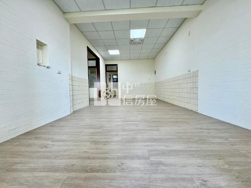 斗六大面寬全新整理大平房房屋室內格局與周邊環境