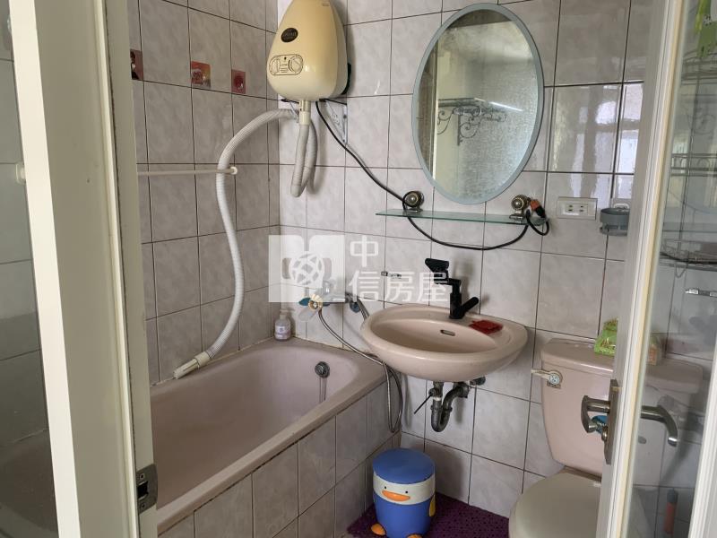 基隆七堵~幸福人生大樓住宅含車位房屋室內格局與周邊環境