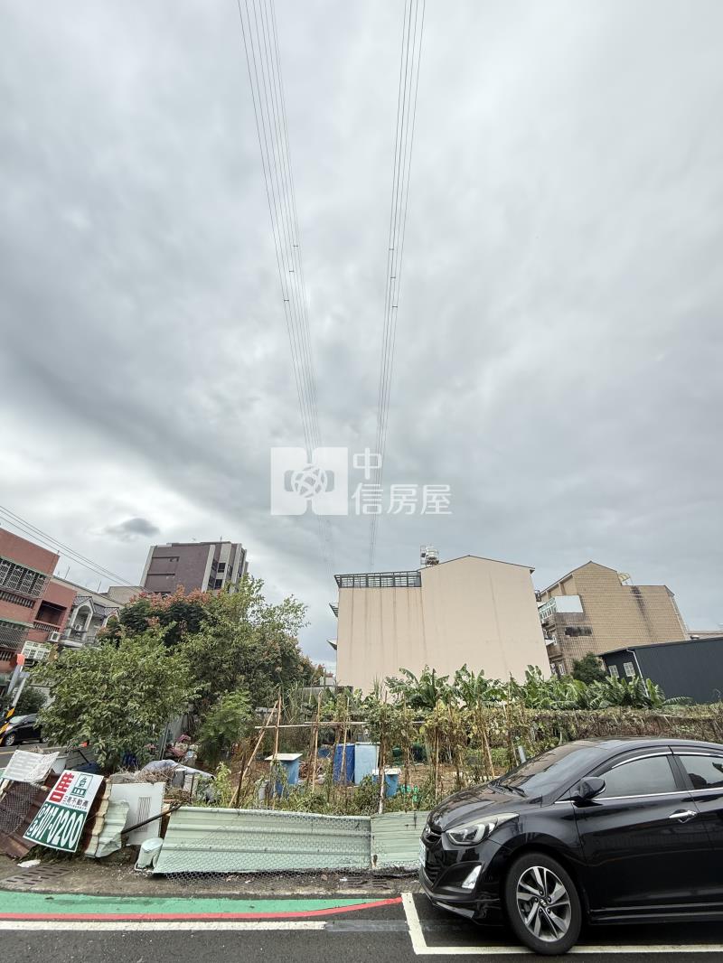 大溪埔頂重劃區雙面臨路建地房屋室內格局與周邊環境