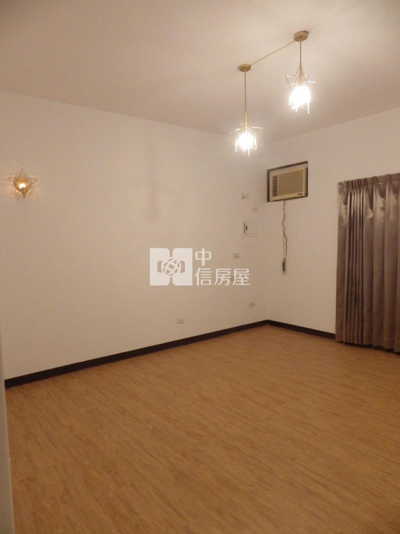 平實公園旁雙車庫別墅房屋室內格局與周邊環境