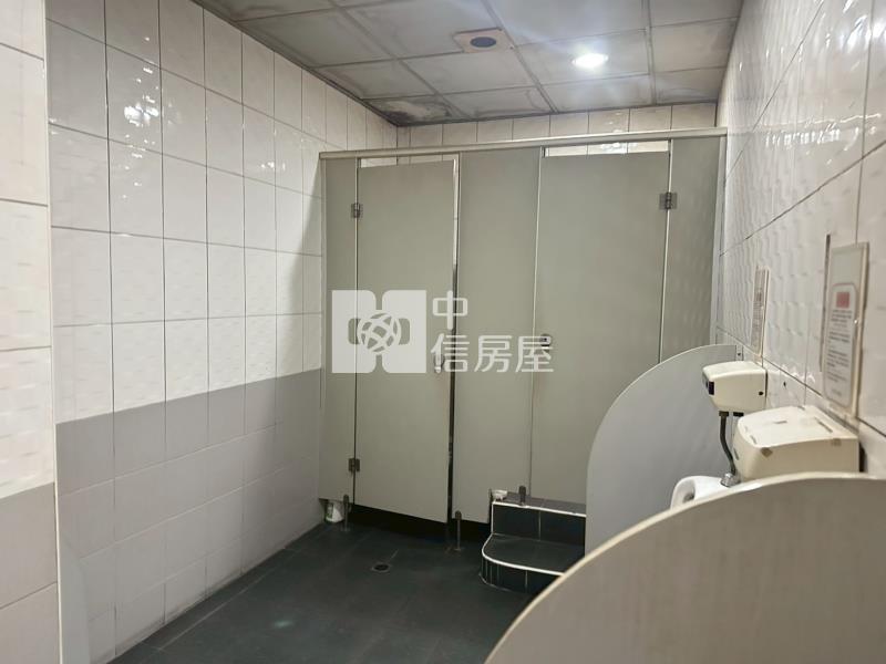 興雅路商業區雙店面房屋室內格局與周邊環境