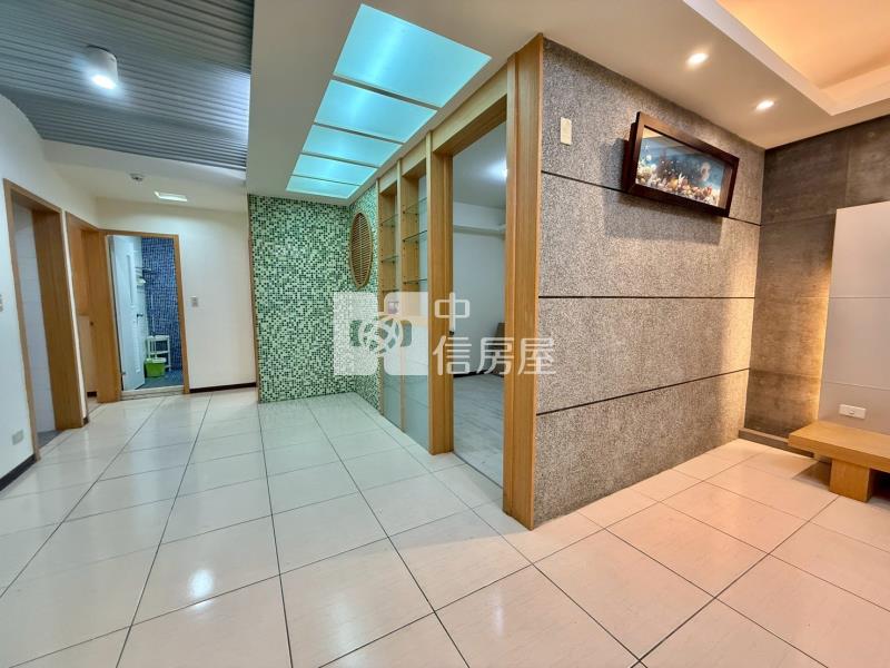 崇德文心捷運站3房精裝戶房屋室內格局與周邊環境