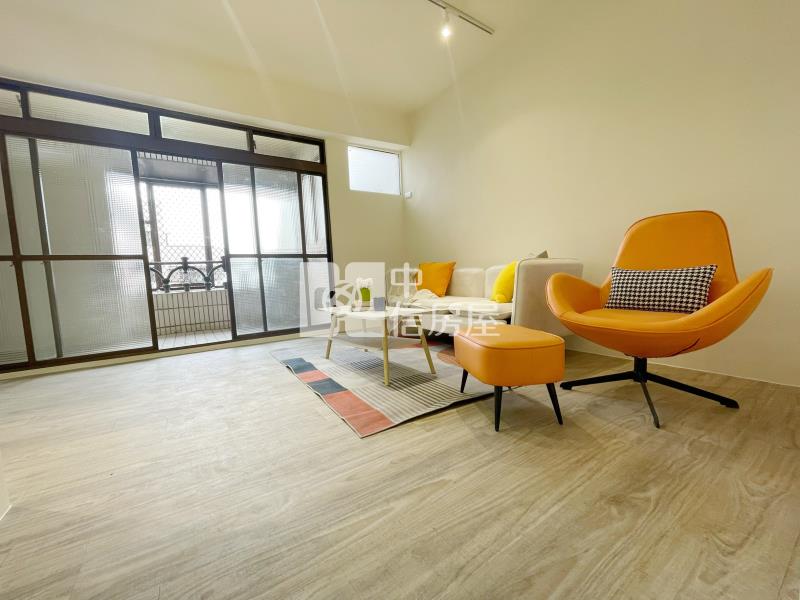 藝文中心全新整理入門玄關三房美寓+平車房屋室內格局與周邊環境