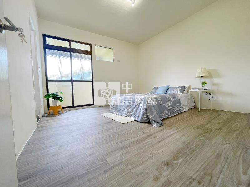 藝文中心全新整理入門玄關三房美寓+平車房屋室內格局與周邊環境