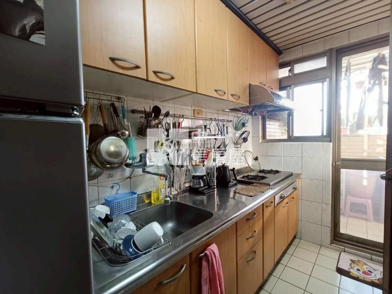 専任一中旁福聯新城高樓層3+1房房屋室內格局與周邊環境