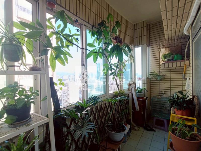 専任一中旁福聯新城高樓層3+1房房屋室內格局與周邊環境