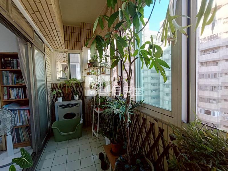 専任一中旁福聯新城高樓層3+1房房屋室內格局與周邊環境