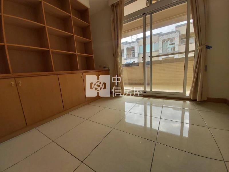 楊梅體育園區賀岡大別墅房屋室內格局與周邊環境