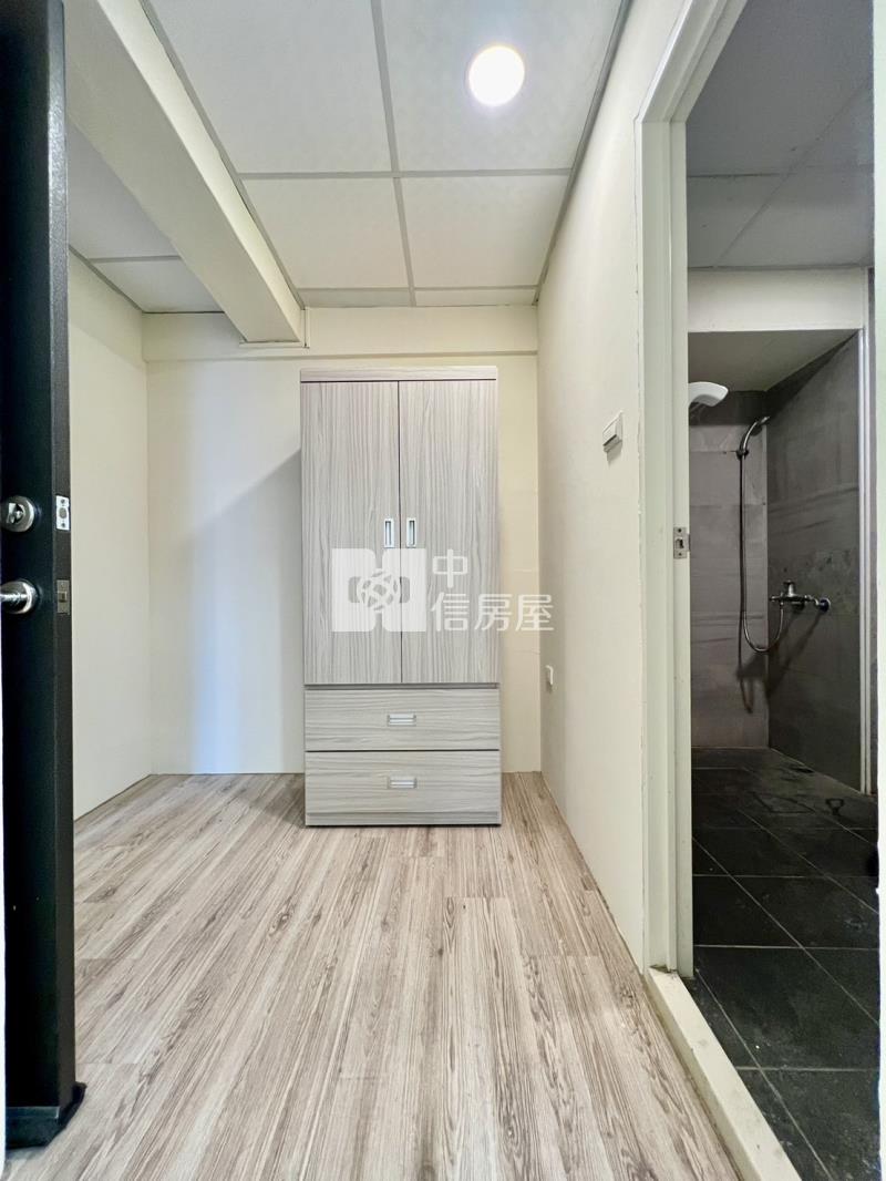 中興商圈4+5樓收租8套美寓房屋室內格局與周邊環境