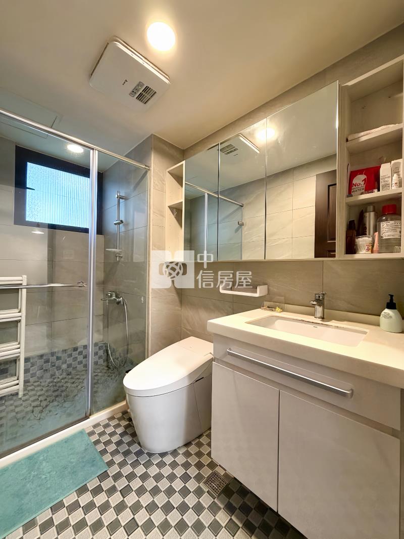 【神馬】(專任)A18偉築新豐洲裝潢大2房車房屋室內格局與周邊環境