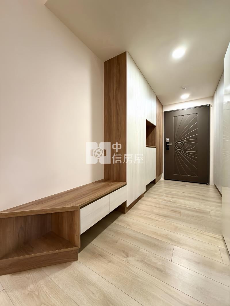 【神馬】(專任)A18偉築新豐洲裝潢大2房車房屋室內格局與周邊環境