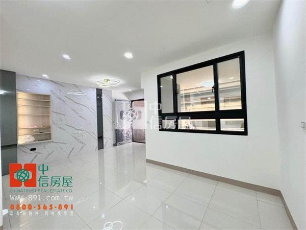 民生社區全新整理車庫別墅房屋室內格局與周邊環境