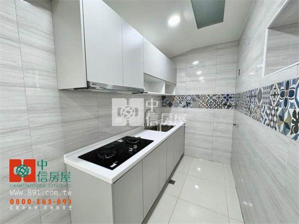 民生社區全新整理車庫別墅房屋室內格局與周邊環境