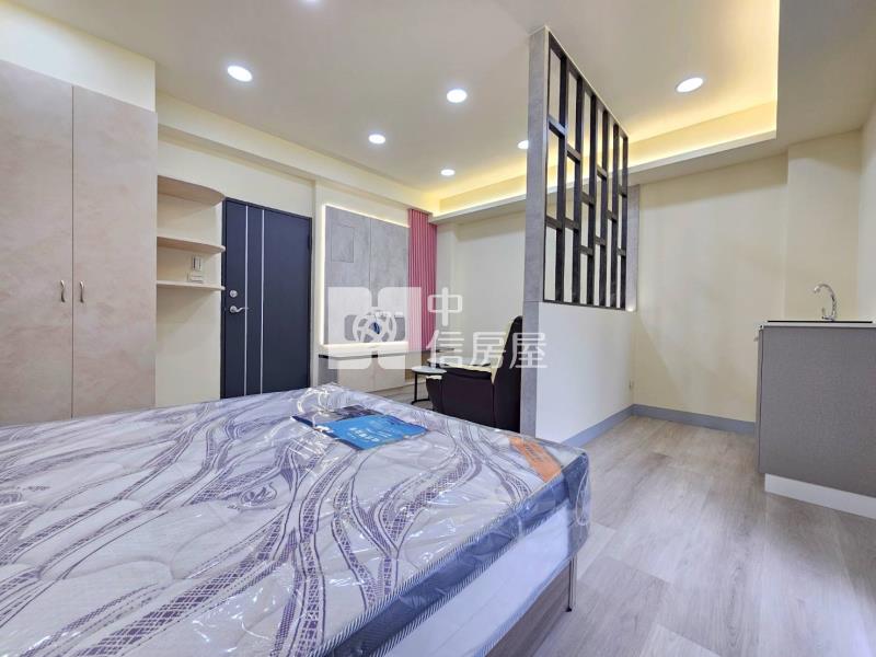 水湳經貿11間電梯透套房屋室內格局與周邊環境