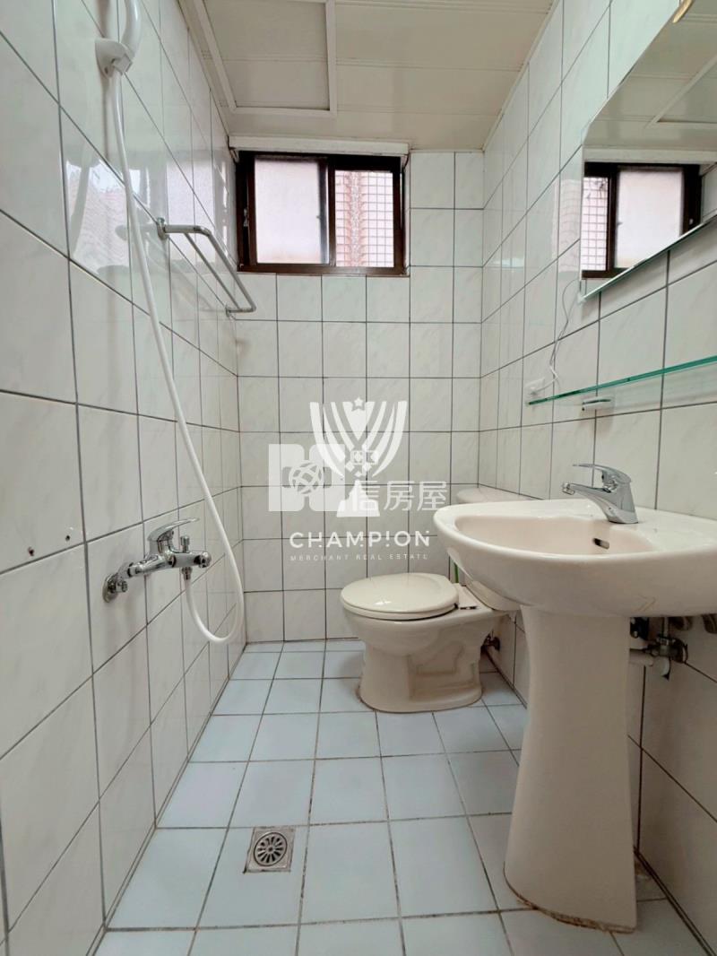 【冠軍】麗景優質三房房屋室內格局與周邊環境