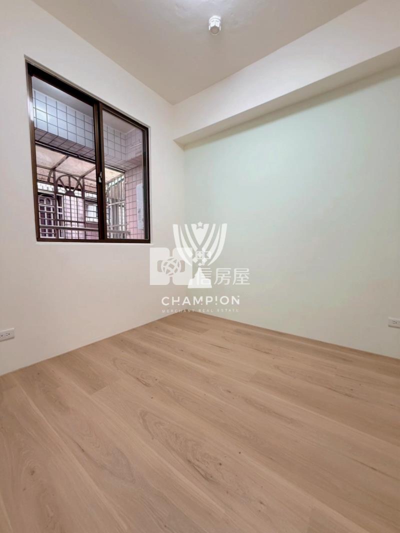 【冠軍】麗景優質三房房屋室內格局與周邊環境