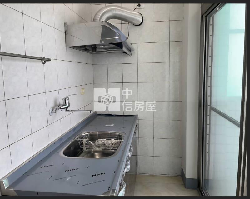 近屏東車站生活便利大套房房屋室內格局與周邊環境