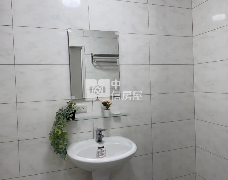 近屏東車站生活便利大套房房屋室內格局與周邊環境