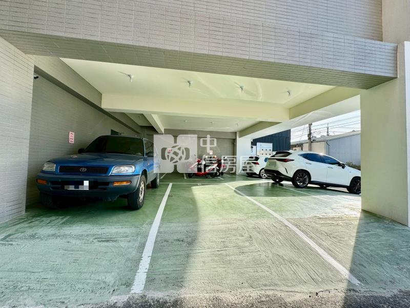 大里全新完工2房2衛平車美廈房屋室內格局與周邊環境