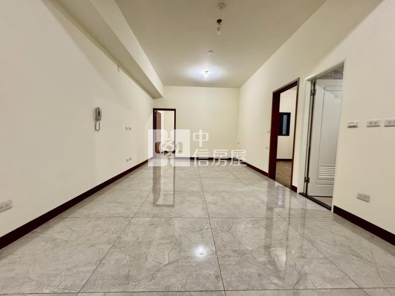 大里全新完工2房2衛平車美廈房屋室內格局與周邊環境