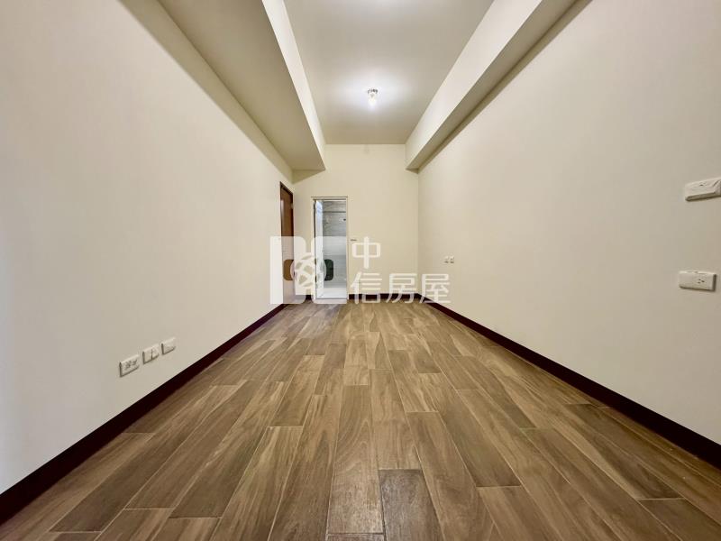 大里全新完工2房2衛平車美廈房屋室內格局與周邊環境