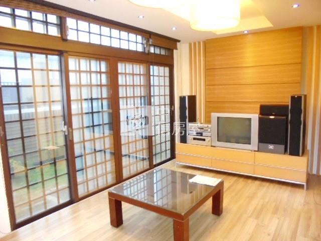 景賢公園朝南雙車位電梯大豪墅房屋室內格局與周邊環境