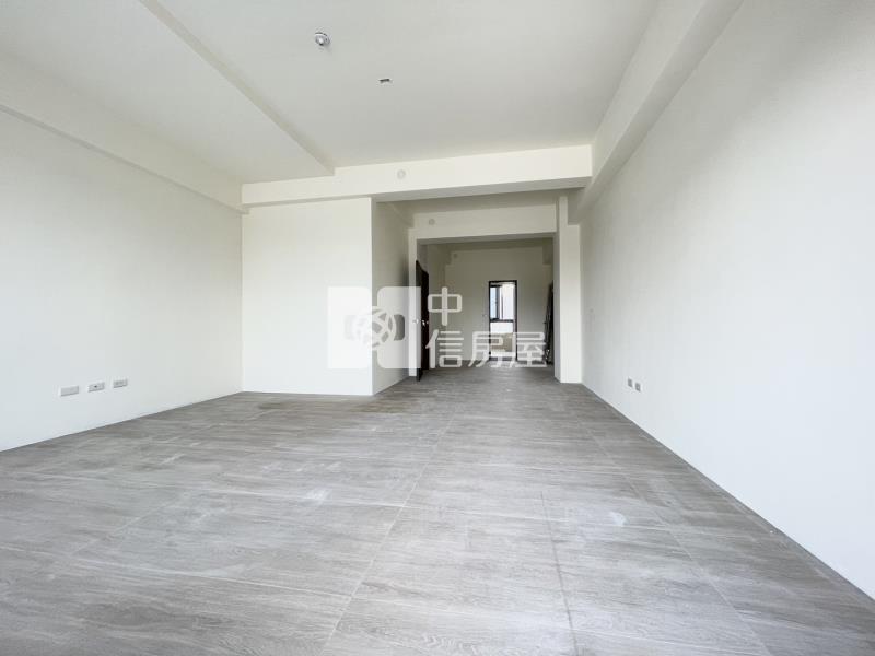 14期臨路全新雙車電墅房屋室內格局與周邊環境