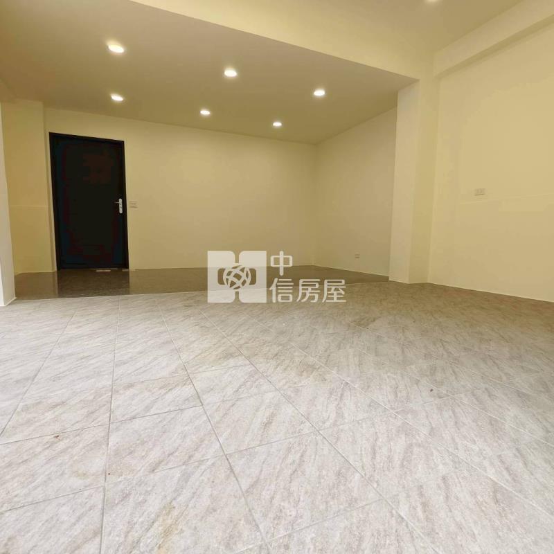 民雄大面寬別墅房屋室內格局與周邊環境