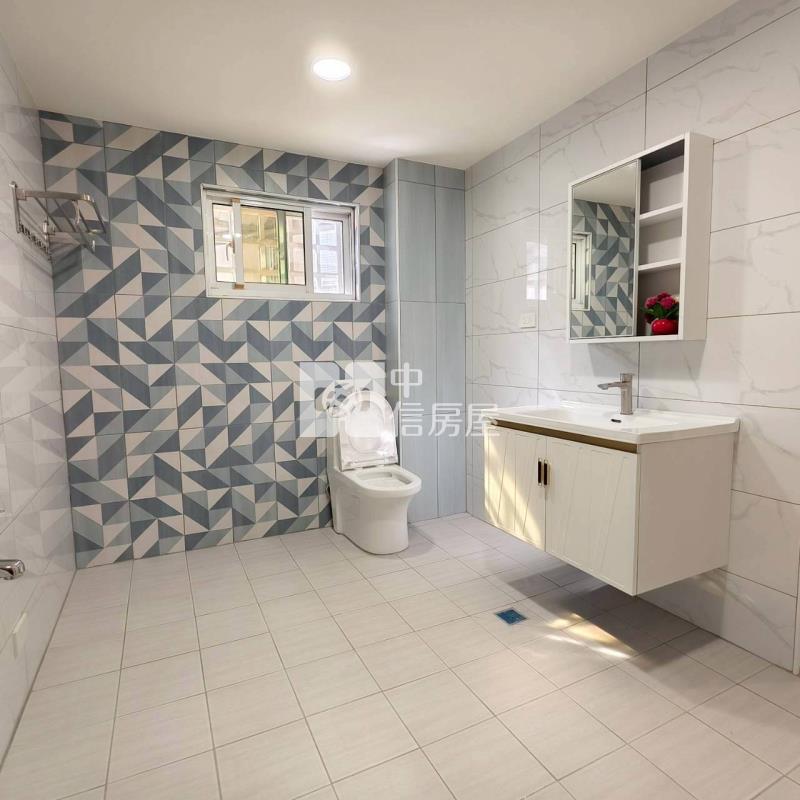 民雄大面寬別墅房屋室內格局與周邊環境