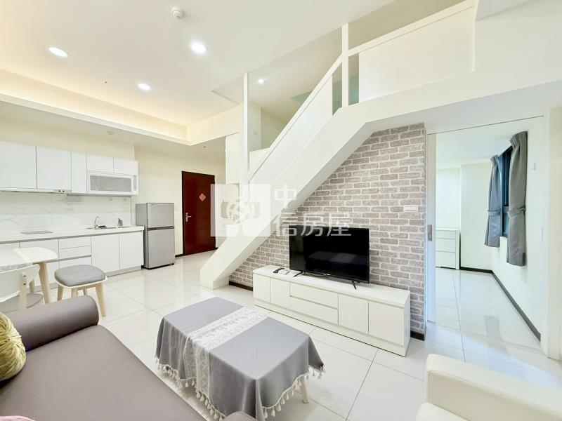 微笑雲品1+1房平車房屋室內格局與周邊環境