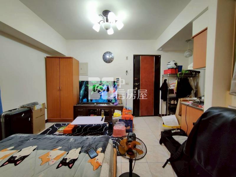 中壢SOGO旁摩登新貴套房房屋室內格局與周邊環境